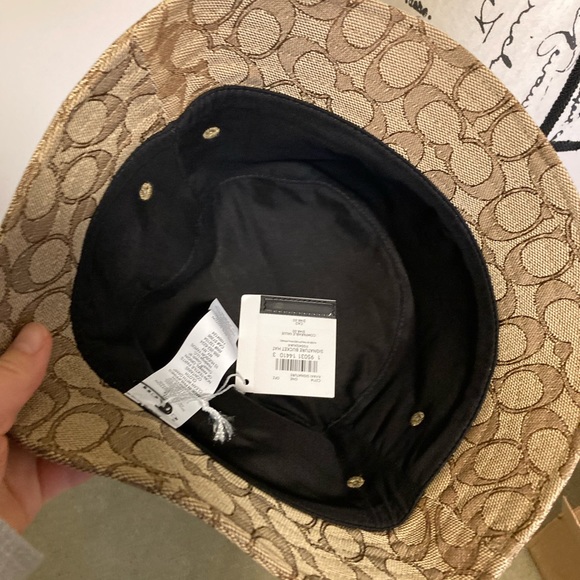SOLD NWT COACH KHAKI SIGNATURE BUCKET HAT - Picture 6 of 8
